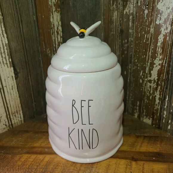 NWT Rae Dunn Bee Kind Cookie Jar